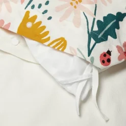 Garden Floral Kids' Duvet Cover - Pillowfort™ -Children Household Items GUEST 387d5a7b fefa 4475 a457 653e395ffbc9