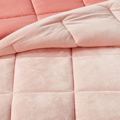 Twin Kids' Comforter Set Windowpane Velvet Pink - Pillowfort™ 4 Twin Kids' Comforter Set Windowpane Velvet Pink - Pillowfort™ - Image 2